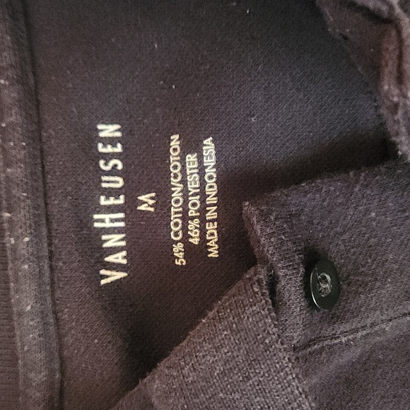 VanHeusen medium shirt - Picture 3 of 3